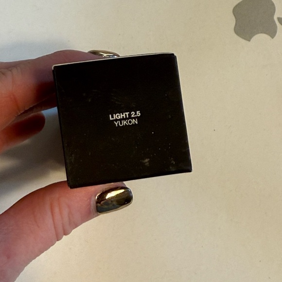 NWT NARS Natural Radiant Yukon Longwear Foundation - Picture 7 of 10